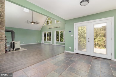 14851 Azurite Dr, King George, VA 22485 - photo 2