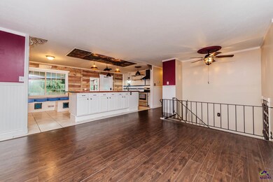 1404 Cambridge Rd, Perry, GA 31069 - photo 5