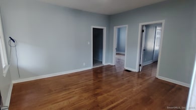 112 Hobart St unit 1, Meriden, CT 06450 - photo 6