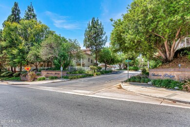 653 Oak Run Trail UNIT 401 - HsHProd -