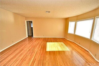 Ample wall space for artwork and mirrors