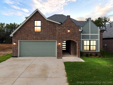 213 W Broadway St, Owasso, OK 74055 - photo 5