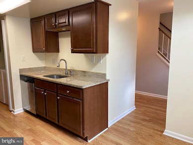 6322 Draco St, Burke, VA 22015 - photo 7