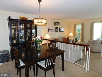 6709 Bonnett Ct, Laurel, MD 20707 - photo 5