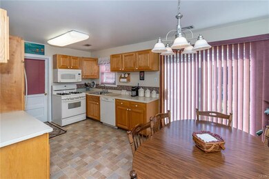 3118 Birch St N, Whitehall, PA 18052 - photo 5