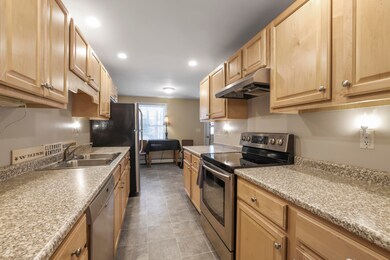 20 Bow St, Kennebunk, ME 04043 - photo 6