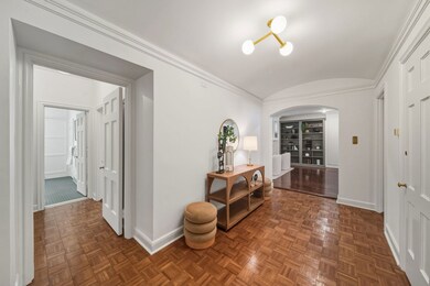 2912 N Commonwealth Ave unit 1A, Chicago, IL 60657 - photo 5