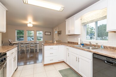 331 E Morrell-7