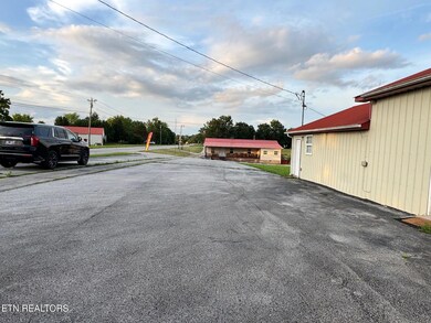5521 S York Hwy, Grimsley, TN 38565 - photo 4