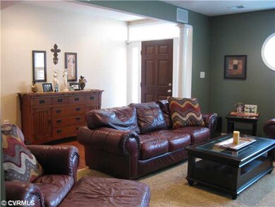 Den/Family/Great Room - Great recreation or media 