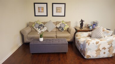 11119 Valley Kings Dr, Houston, TX 77089 - photo 7