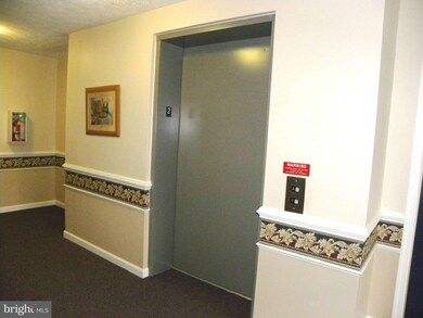 19 Brook Farm Ct unit H, Perry Hall, MD 21128 - photo 4