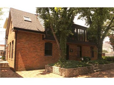 165 E Livingston Ave unit B, Columbus, OH 43215 - photo 2