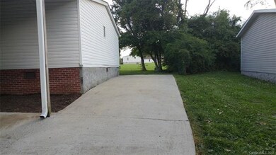 Parking in drive and in front (left)