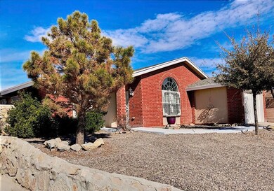 14401 Desierto Bueno Ave, El Paso, TX 79928 - photo 3