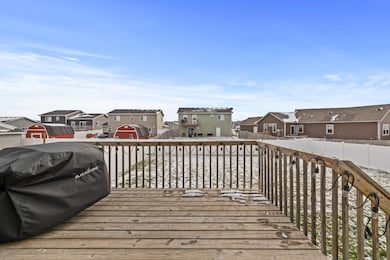 1433 35th Ave NW, Minot, ND 58703 - photo 7