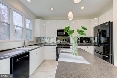 2747 Omisol Rd, Woodbridge, VA 22192 - photo 6