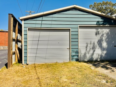 209 Orchard St, Science Hill, KY 42553 - photo 4