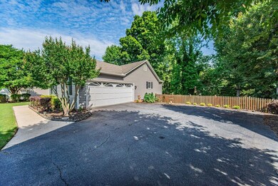 136 Sheldon Dr, Moore, SC 29369 - photo 4