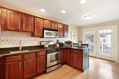 47 Alder St unit 25, Waltham, MA 02453 - photo 6