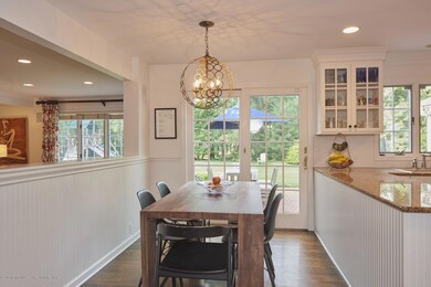 Breakfast Nook