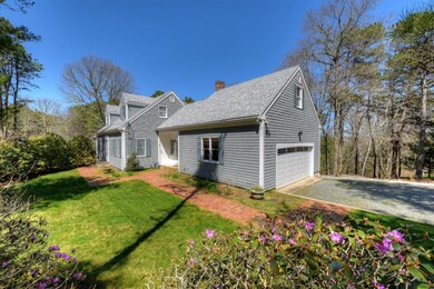 923 Old Post Rd, Cotuit, MA 02635 - photo 6