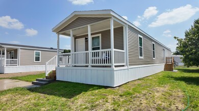 18336 Saint Joseph Ave unit 222, Big Rapids, MI 49307 - photo 3