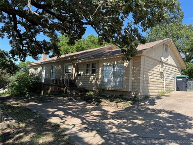 248 N Bluff Ave, Tahlequah, OK 74464 - photo 2