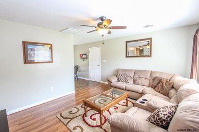 3 Thatcher Dr, Altamont, NY 12009 - photo 4