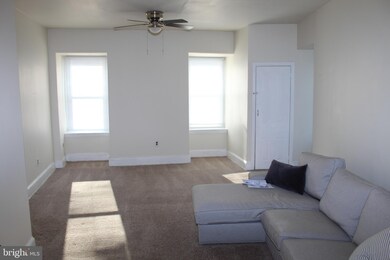 4371 Cresson St, Philadelphia, PA 19127 - photo 3