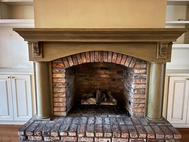 Gas fireplace