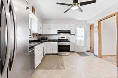 1545 Shanley Dr, Columbus, OH 43224 - photo 6