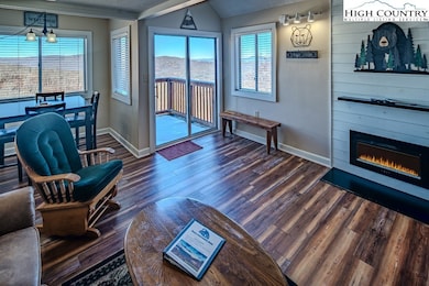 110 Sugar Ski Dr unit 10-203, Sugar Mountain, NC 28604 - photo 3