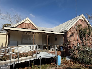 349 Highland Ave, Cuthbert, GA 39840 - photo 6