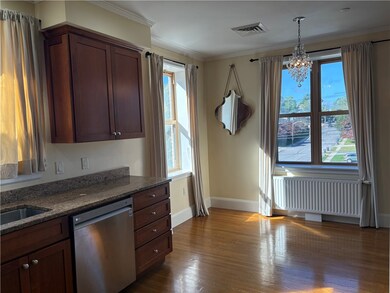 1180 Narragansett Blvd unit 3, Cranston, RI 02905 - photo 3
