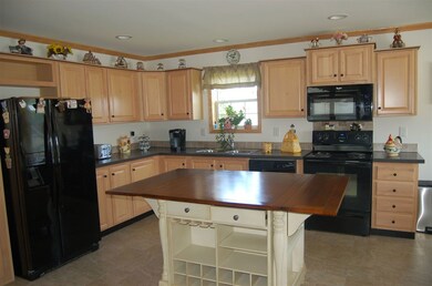 109 Country Way, Barre, VT 05641 - photo 4