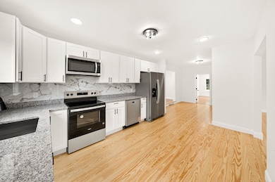 70 Hancock St, Whitman, MA 02382 - photo 6