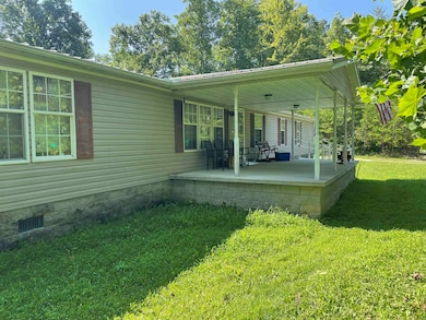 453 Jaybird Ln, Grayson, KY 41143 - photo 2