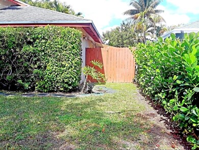 15041 SW 69th St, Miami, FL 33193 - photo 6