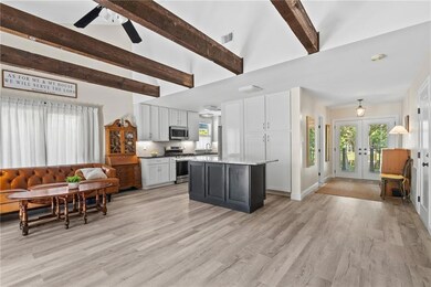 Tall Ceilings & Natural Beams