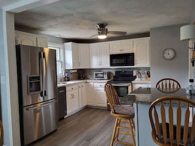 43 Colburn St, Northborough, MA 01532 - photo 4