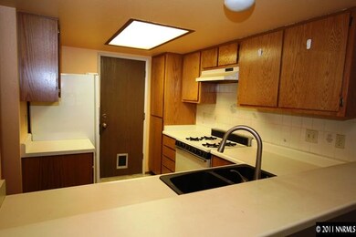 1657 Chatterly Ln, Sparks, NV 89434 - photo 2