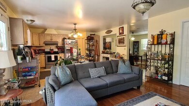 1720 Clover Rd N, Long Pond, PA 18334 - photo 6