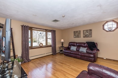 21 Meadowvale Rd, Burlington, MA 01803 - photo 4