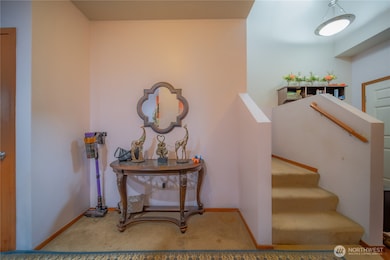 1409 51st Place NE, Auburn, WA 98002 - photo 2