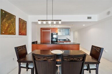 The Beach Club unit 3211, Hallandale Beach, FL 33009 - photo 4