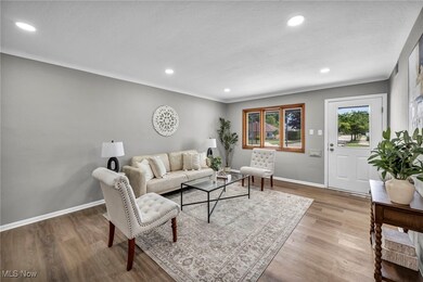 630 Birch Ave, Euclid, OH 44132 - photo 6