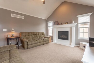 802 Garnes St, Raymore, MO 64083 - photo 4