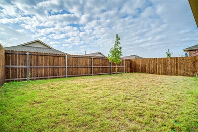 14124 Calderwood St, Pilot Point, TX 76258 - photo 3