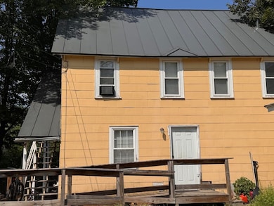 70 Dover St, Keene, NH 03431 - photo 3